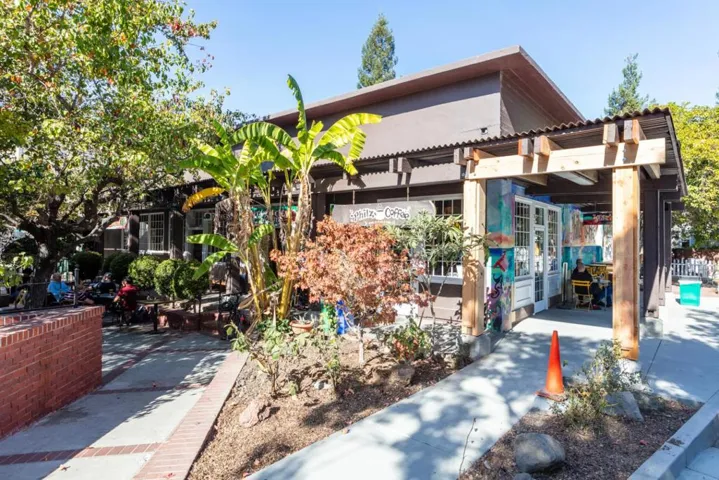 3162 Middlefield Road, Palo Alto, California 94306
