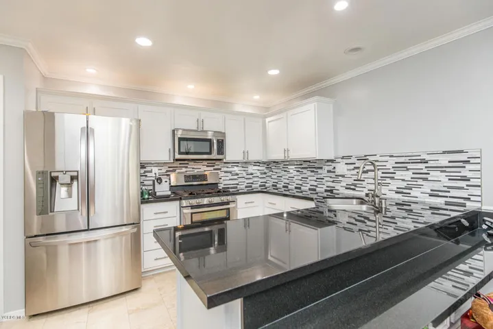 1055 Via Colinas Westlake-large-012-2-Vi