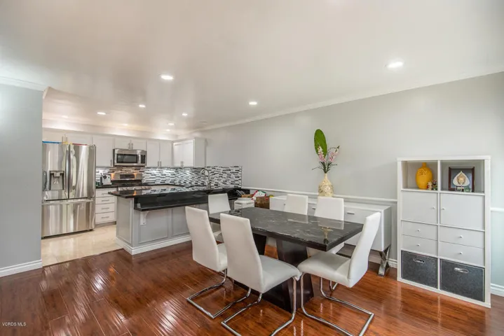 1055 Via Colinas Westlake-large-010-13-V