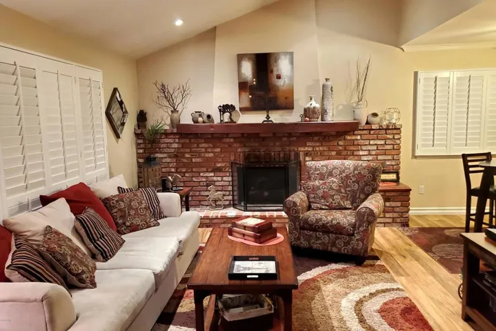 Living Room_0002