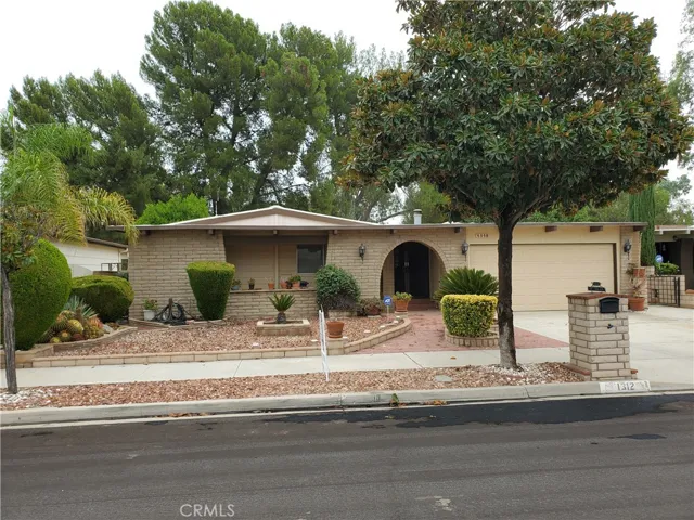 1312 Brentwood Way, Hemet, California 92545