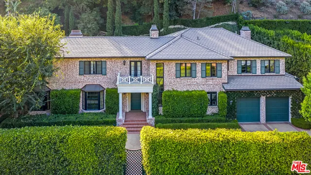 1273 Stone Canyon Road, Los Angeles, California 90077