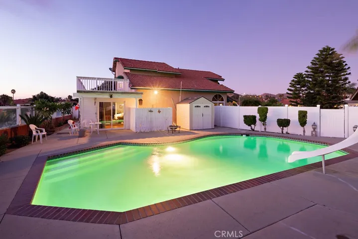 408 Wynola Court, Corona, California 92879