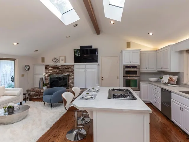 90 Bear Gulch Drive, Portola Valley, California 94028