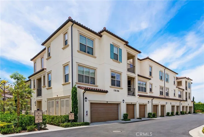 184 Capricorn, Irvine, California 92618