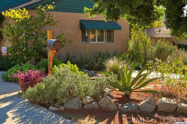 2734 Alabama Street, La Crescenta, California 91214