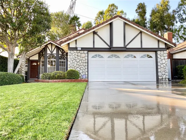 287 S Raspberry Lane, Anaheim Hills, California 92808