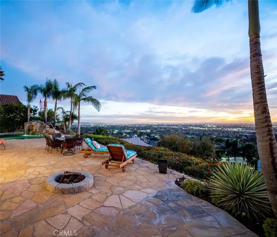 2376 N Rockridge Circle N, Orange, California 92867
