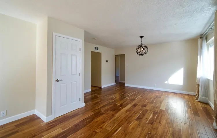 621 Forest Lake Drive, Pacifica, California 94044