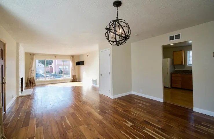 621 Forest Lake Drive, Pacifica, California 94044