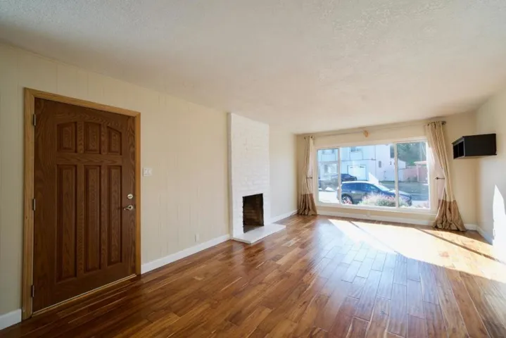 621 Forest Lake Drive, Pacifica, California 94044