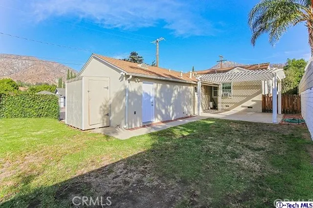 10929 Whitegate Avenue, Sunland, California 91040