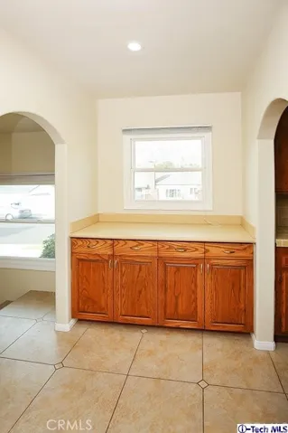 10929 Whitegate Avenue, Sunland, California 91040