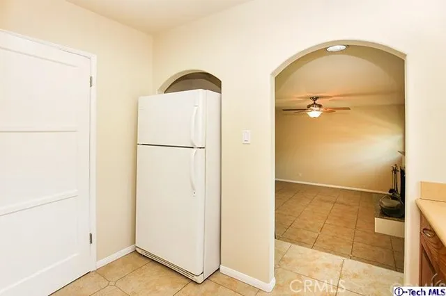 10929 Whitegate Avenue, Sunland, California 91040