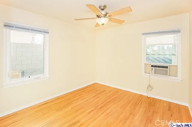 10929 Whitegate Avenue, Sunland, California 91040