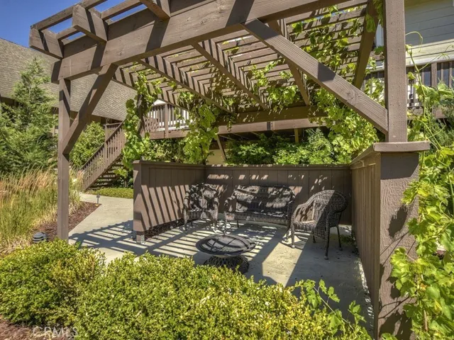 444 Golf Course Road, Lake Arrowhead, California 92352