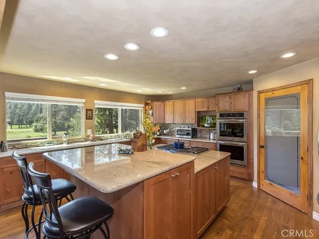 444 Golf Course Road, Lake Arrowhead, California 92352