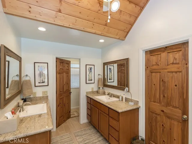 444 Golf Course Road, Lake Arrowhead, California 92352