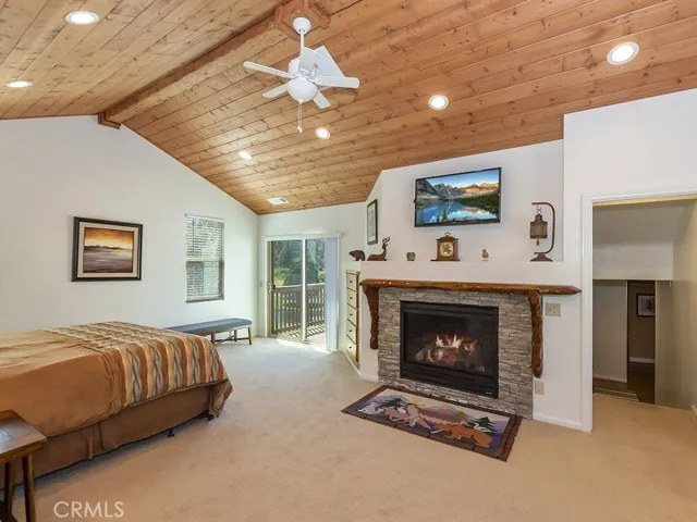 444 Golf Course Road, Lake Arrowhead, California 92352