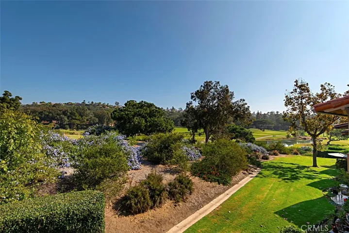 31368 W Nine Drive B12, Laguna Niguel, California 92677