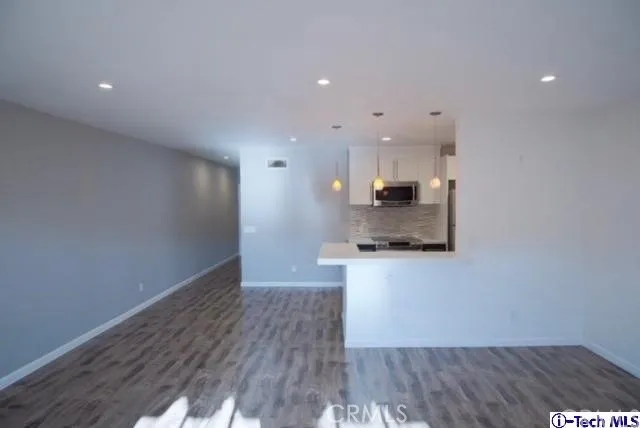 1935 Alpha Road 237, Glendale, California 91208