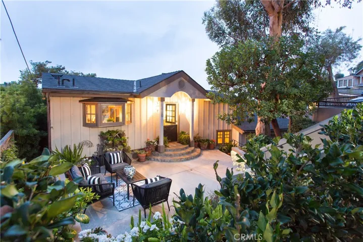 1450 Bluebird Canyon Drive, Laguna Beach, California 92651
