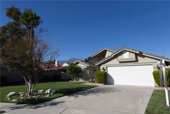 15024 Snapdragon Drive, Fontana, California 92336