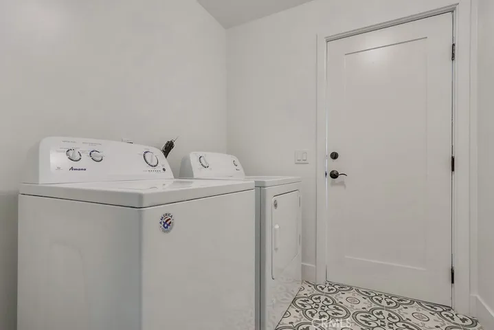 3178 Eucalyptus Avenue, Long Beach, California 90806