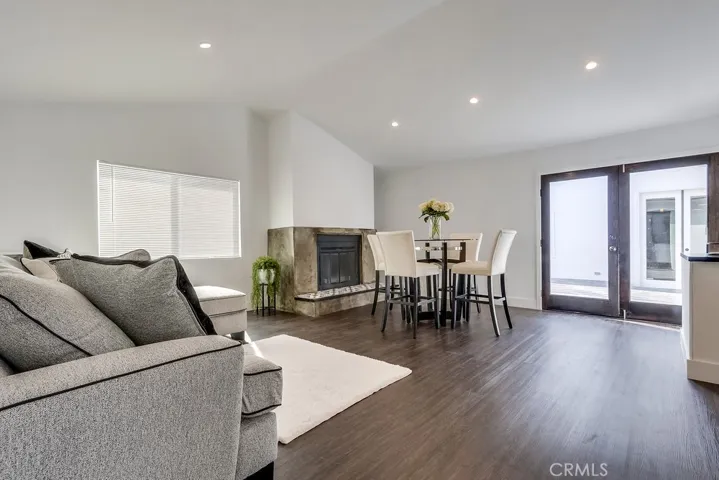 3178 Eucalyptus Avenue, Long Beach, California 90806