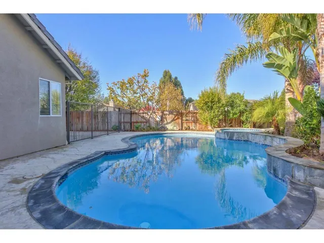 1120 Mulberry Court, Hollister, California 95023