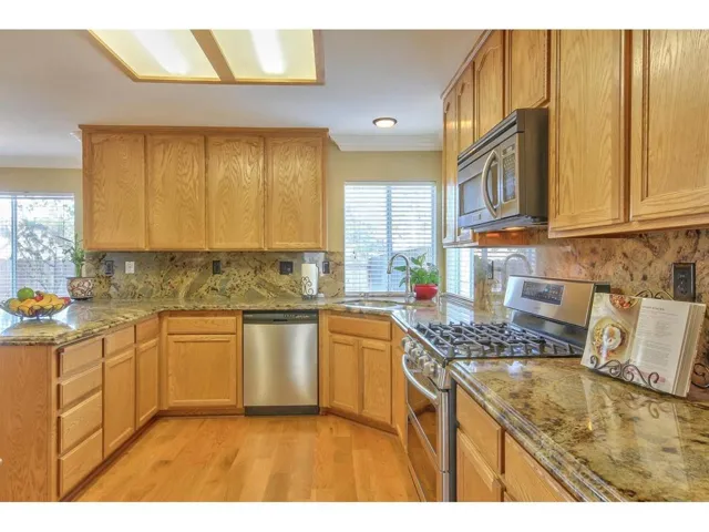 1120 Mulberry Court, Hollister, California 95023