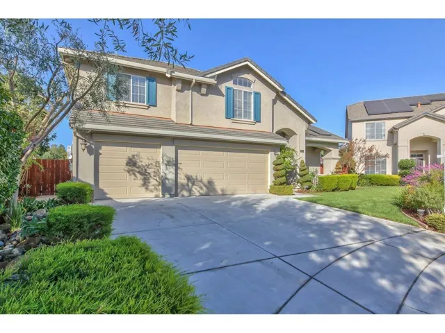 1120 Mulberry Court, Hollister, California 95023