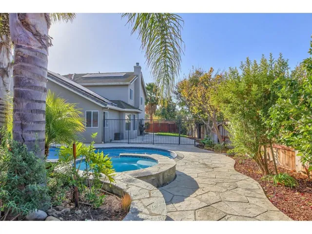 1120 Mulberry Court, Hollister, California 95023