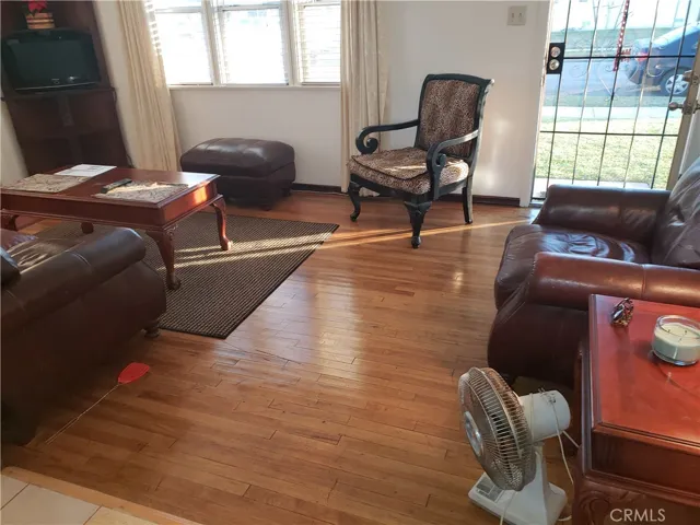 1011 W 127th Street, Compton, California 90222