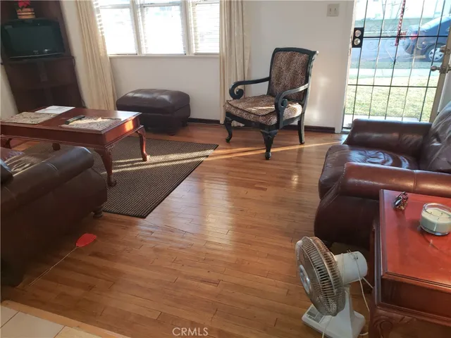 1011 W 127th Street, Compton, California 90222