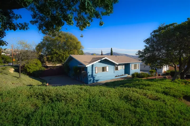 945 Ramona Avenue, Spring Valley, California 91977