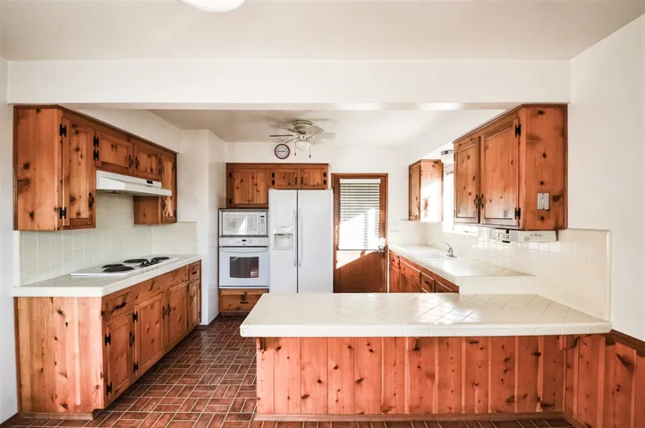 945 Ramona Avenue, Spring Valley, California 91977