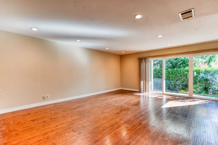 3745 Ginger Way, Oceanside, California 92057