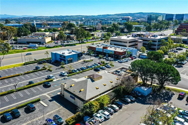 4248 Martingale Way, Newport Beach, California 92660