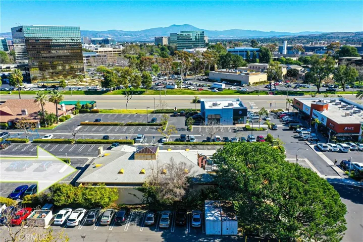 4248 Martingale Way, Newport Beach, California 92660