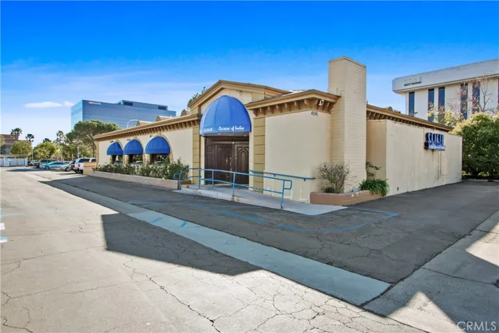 4248 Martingale Way, Newport Beach, California 92660