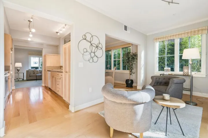 38 3rd Street 107, Los Altos, California 94022