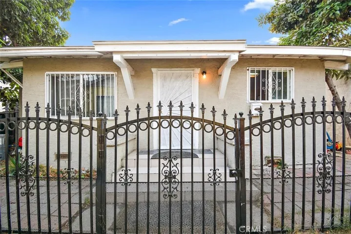 7028 Plaska Avenue A, Huntington Park, California 90255
