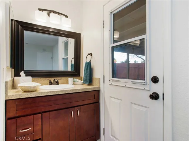 606 Toledo Drive, Hemet, California 92545
