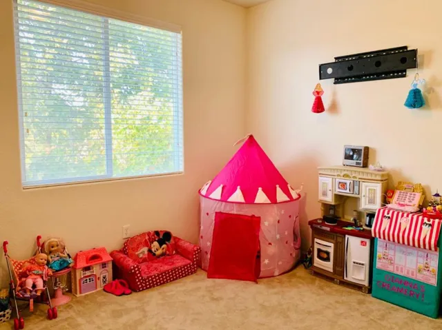 7941 English Oak Circle, Gilroy, California 95020