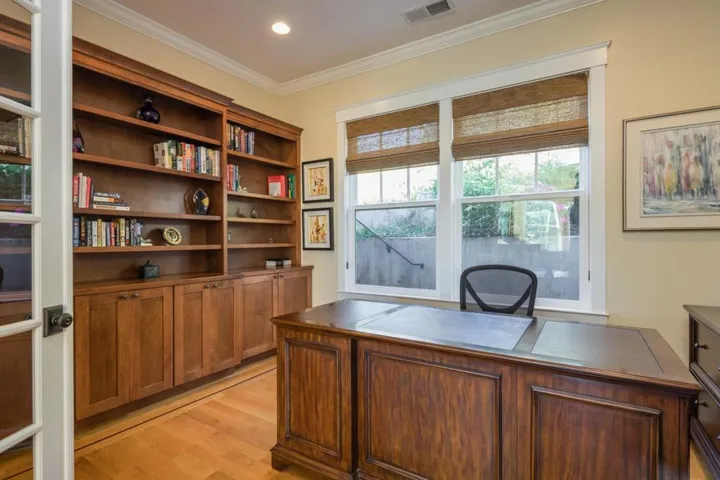35 Palomar Oaks Lane, Redwood City, California 94062