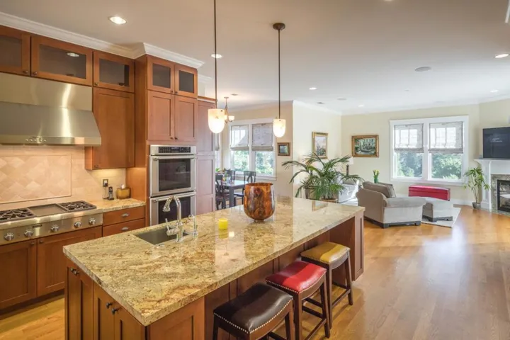 35 Palomar Oaks Lane, Redwood City, California 94062
