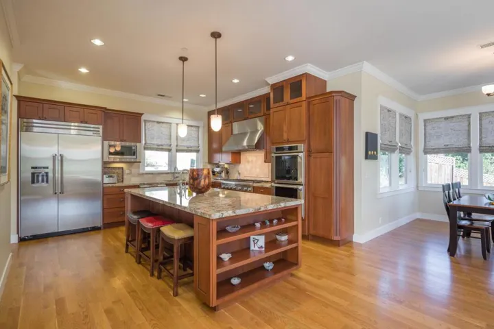 35 Palomar Oaks Lane, Redwood City, California 94062