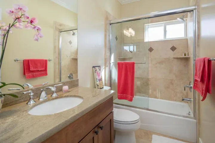 35 Palomar Oaks Lane, Redwood City, California 94062