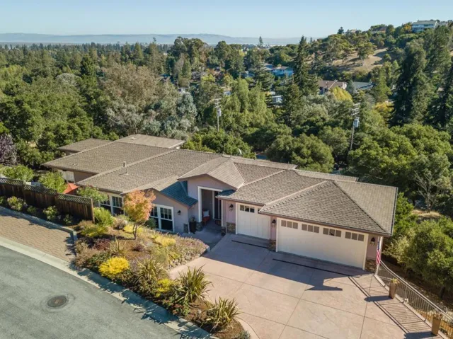 35 Palomar Oaks Lane, Redwood City, California 94062